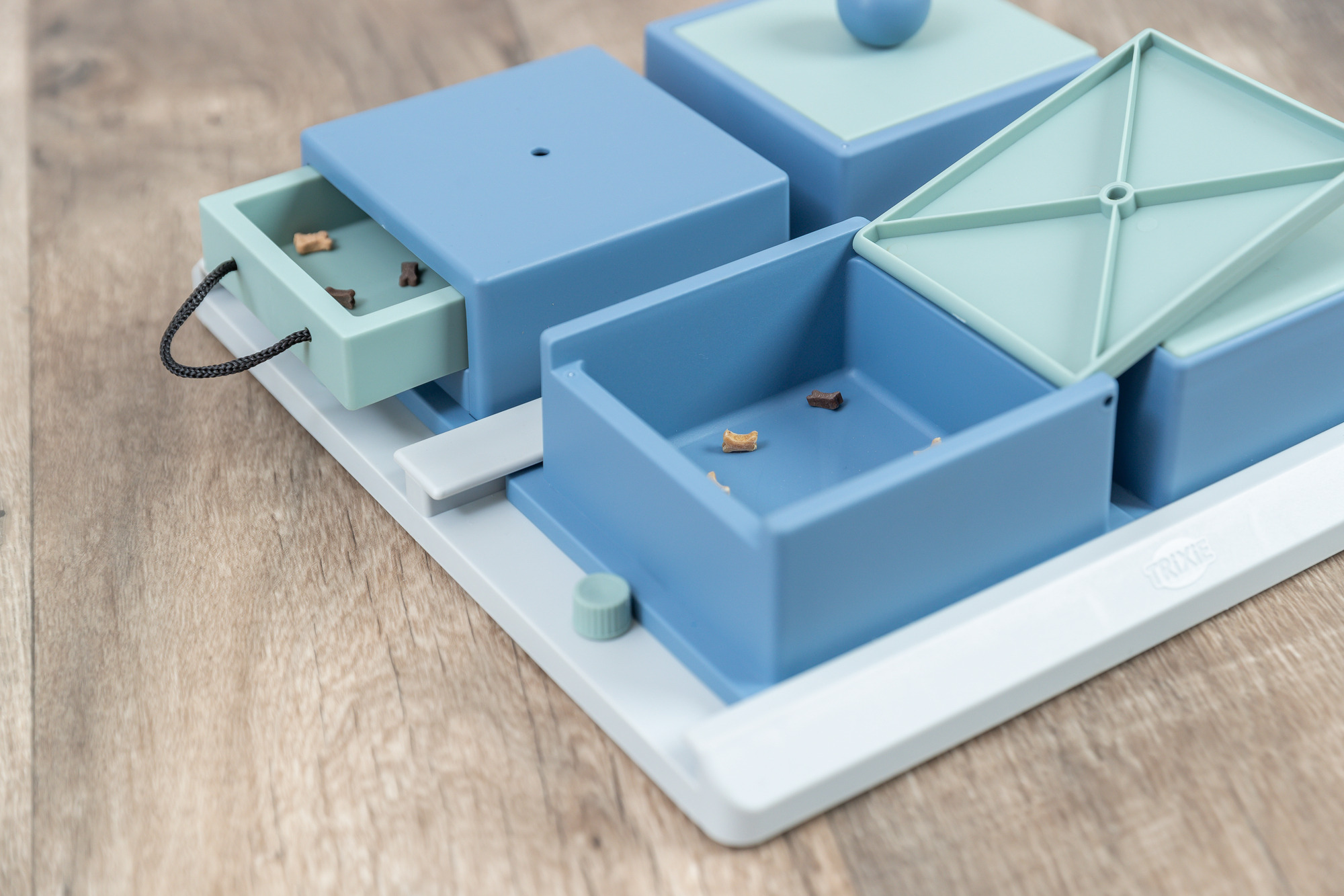 Dog Activity jeu de stratégie Poker Box 1 31x10x31cm Dog Activity jeu de stratégie Poker Box 1 31x10x31cm